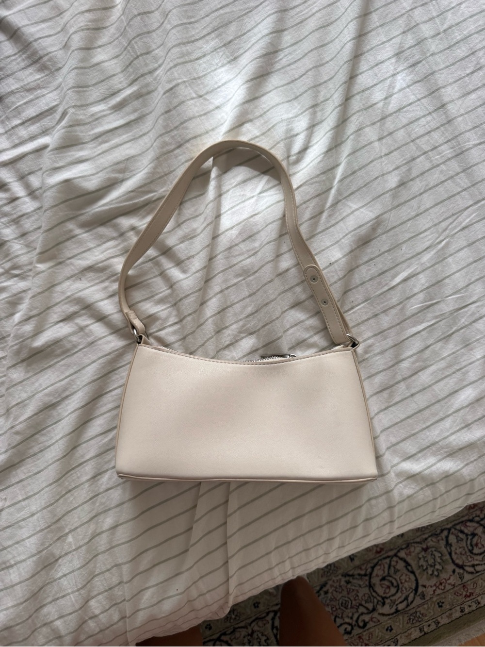Brandy Melville Cream Shoulder Bag - Single-Strap Purse